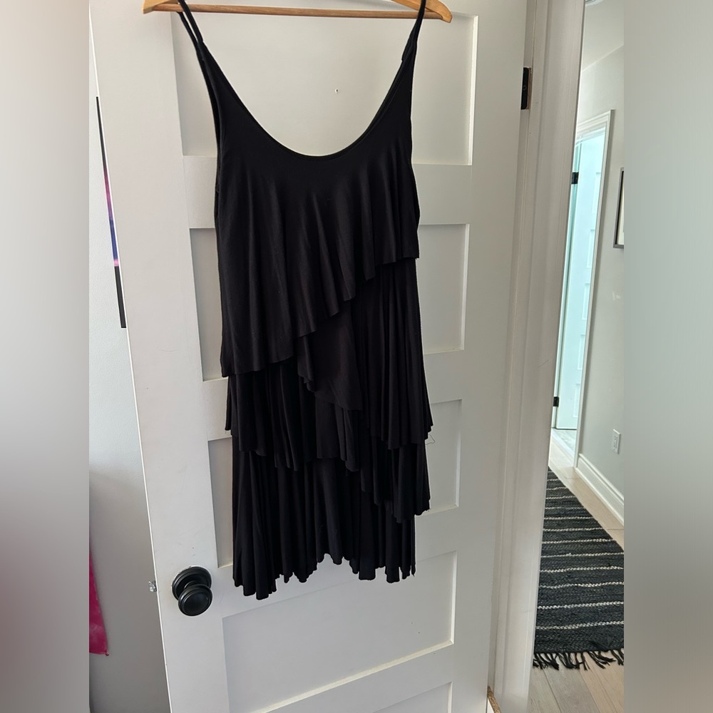 Little summer layered dress flows like the wind